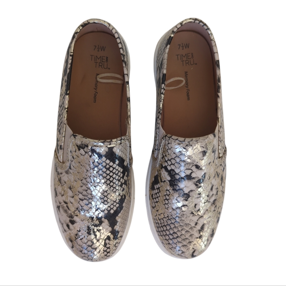 Time and Tru Memory Foam Faux Snakeskin Sneakers 7.5W Tan Black - Picture 8 of 16